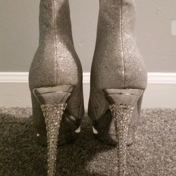 Booties - Picture 2 of 7